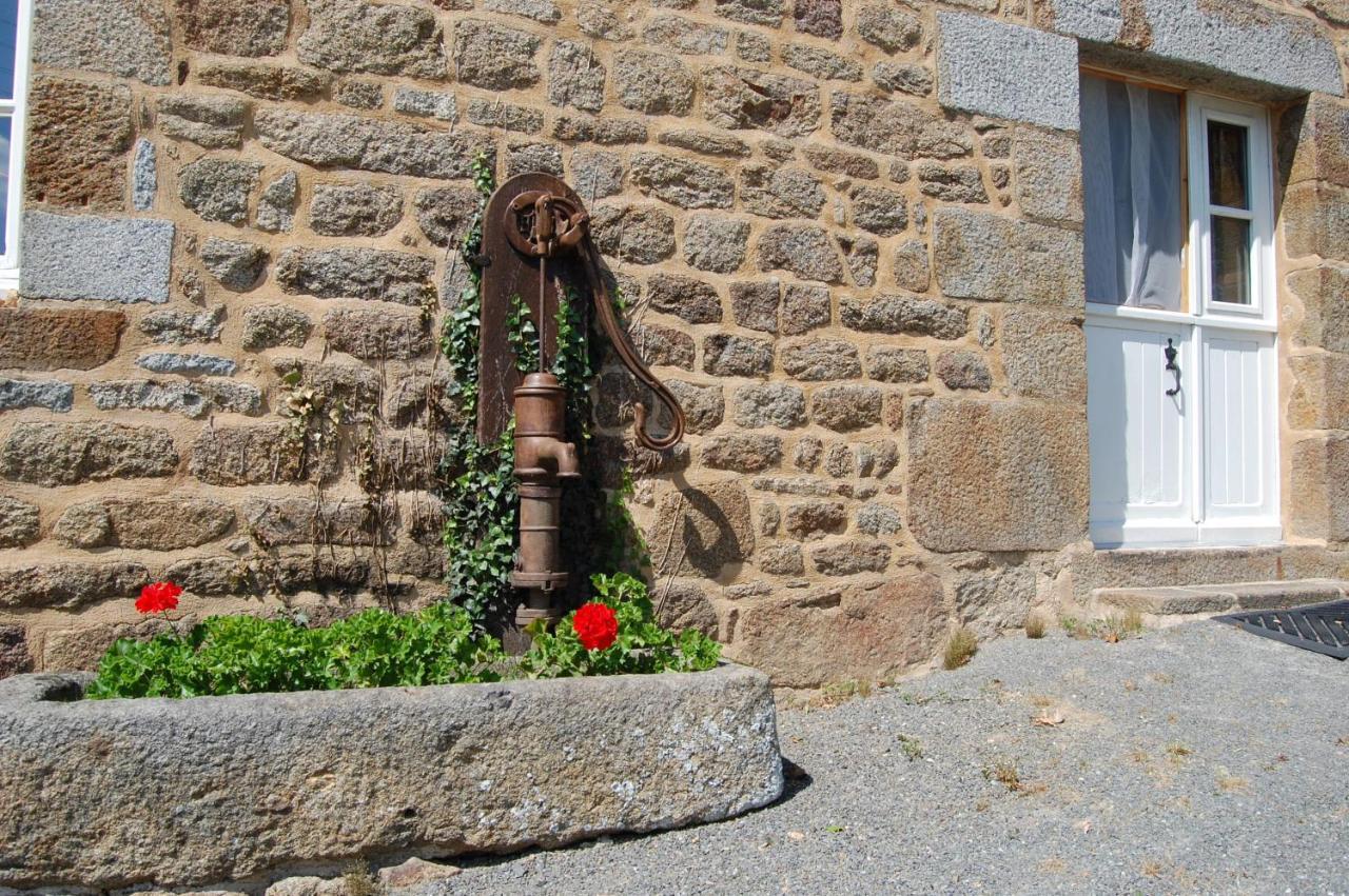 Le Pont St Michel Couette-café *